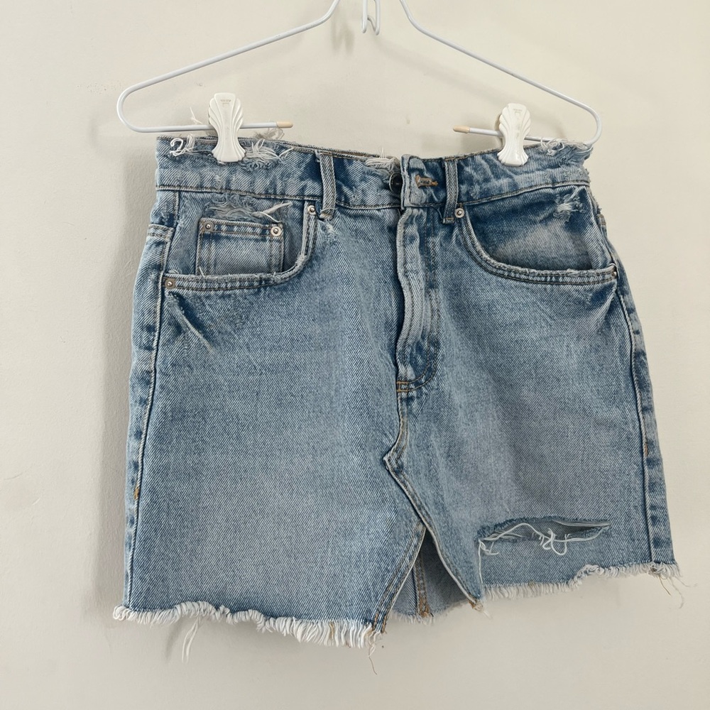 Zara denim mini skirt, size XS, like new